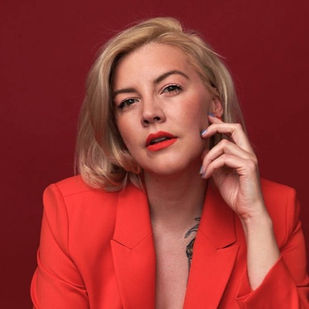 Lindsey Turner, in a professional headshot