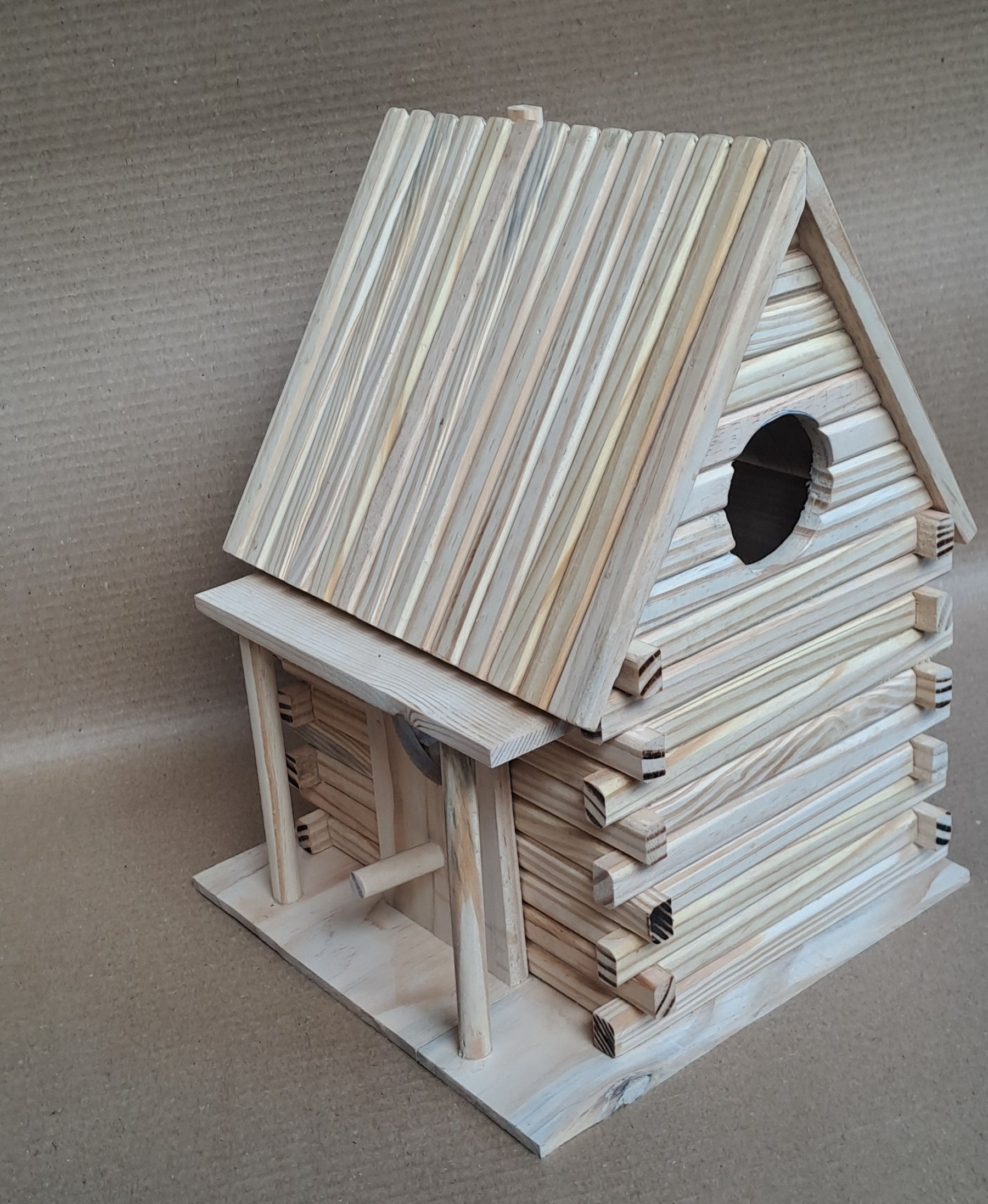 Wood Bird House - Hanging Nesting box for hummingbirds & small birds, with roof