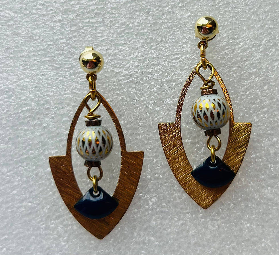 Boucles d'oreilles V doré