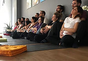 YOGA GRAVIDANZA COPPIE IN ATTESA ALL'APE