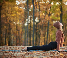 Yoga-autunno_edited.jpg