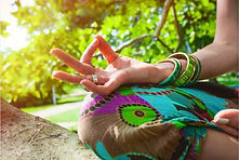 emozioni yoga mudra.jpeg