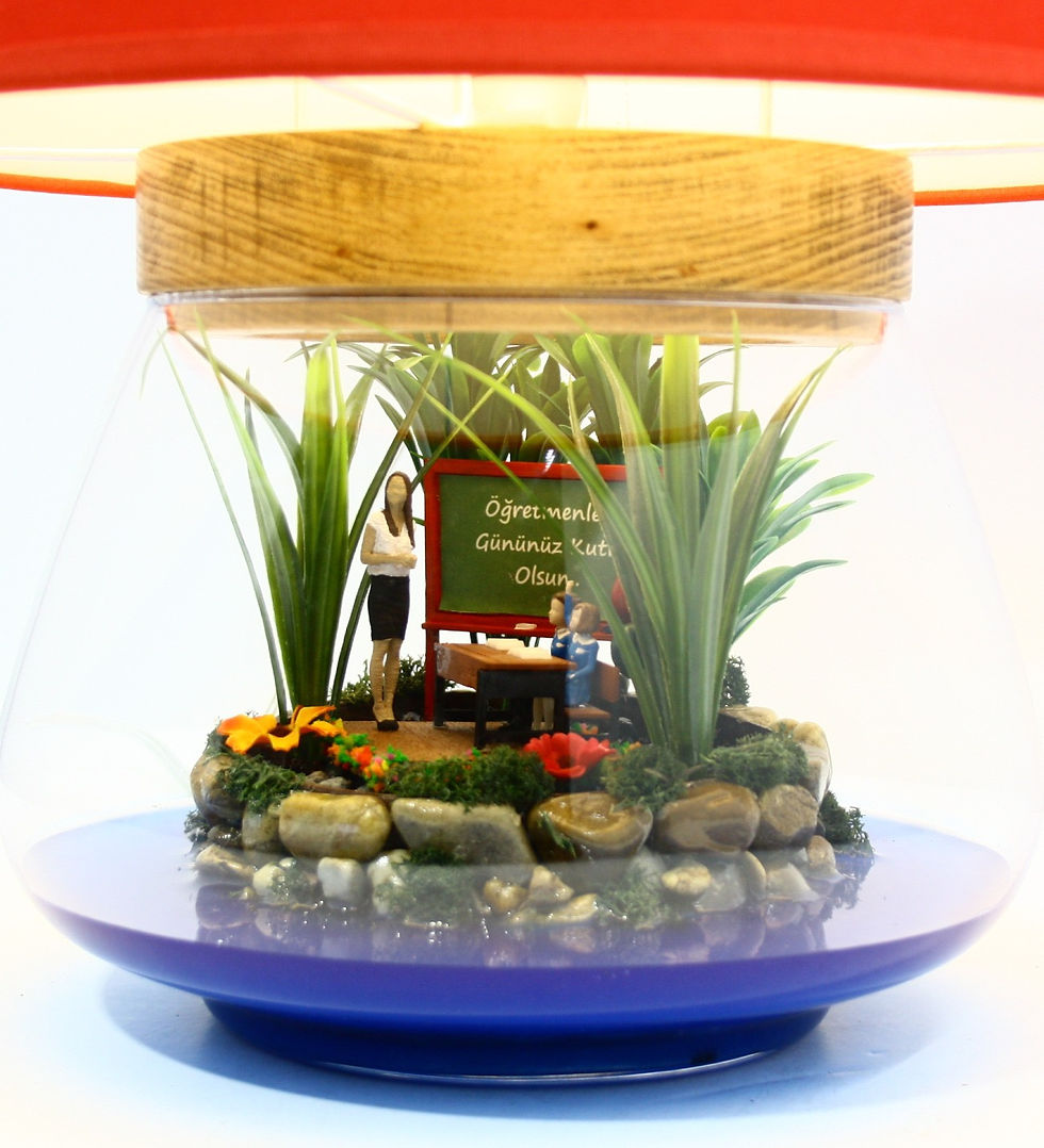 Küçük resim: Öğretmenler Günü Anasınıfı Abajur Teraryum 