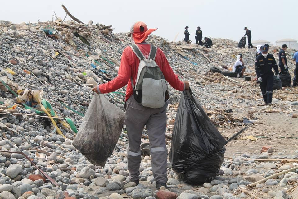 Playa Márquez del Callao el más contaminado del país
