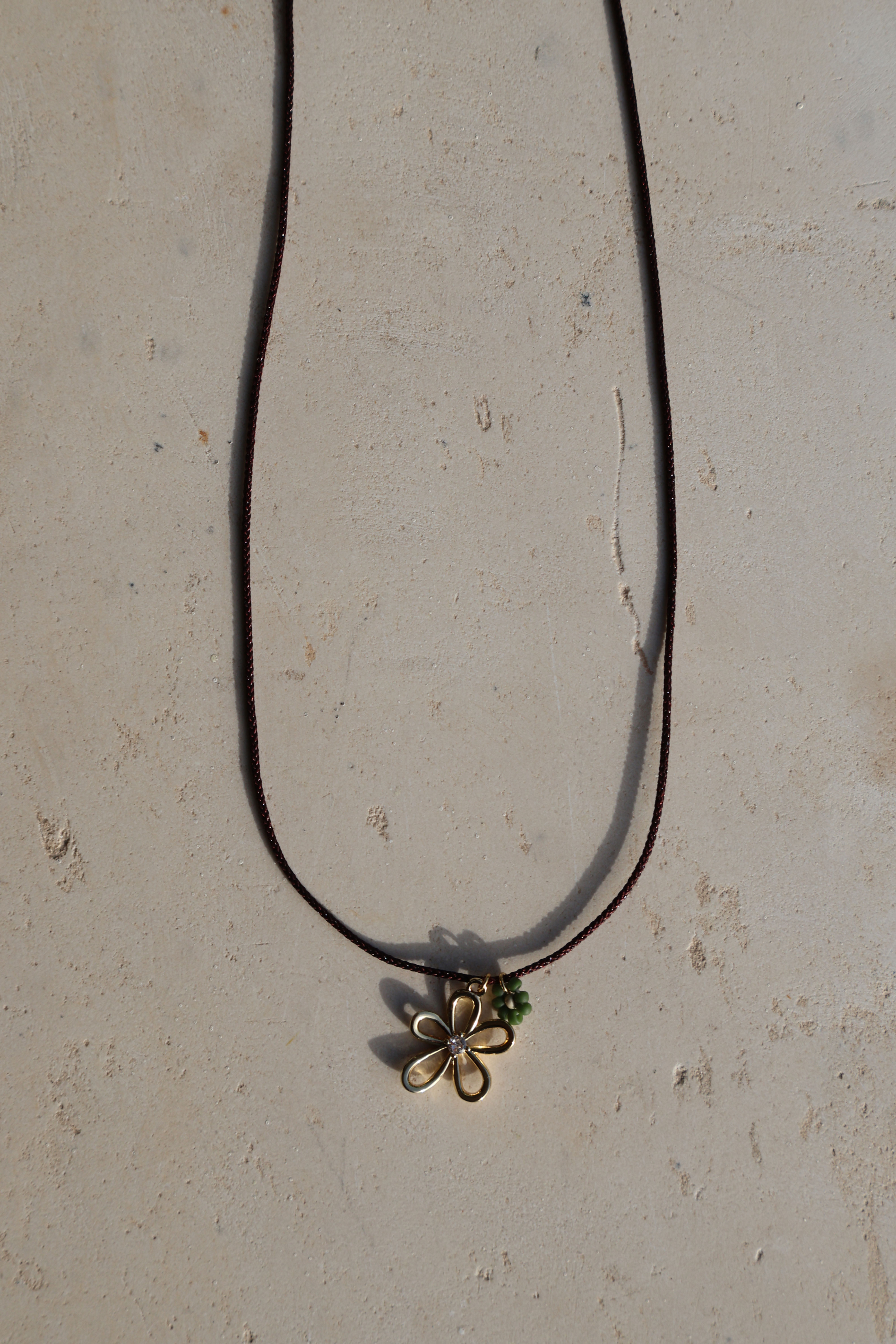 Green Daisy Cord Necklace