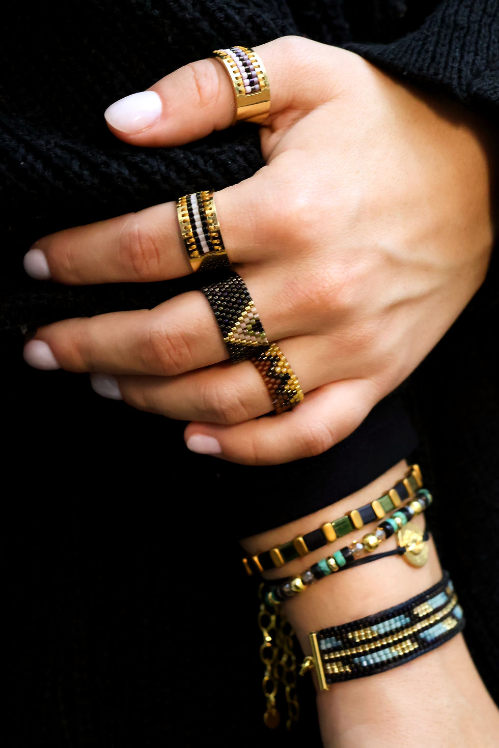 Thumbnail: Cocoa Pulse Ring