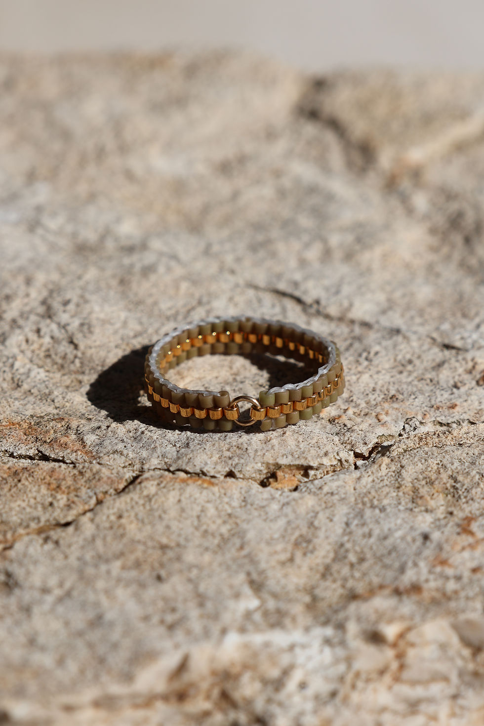 Thumbnail: Moss Link Ring