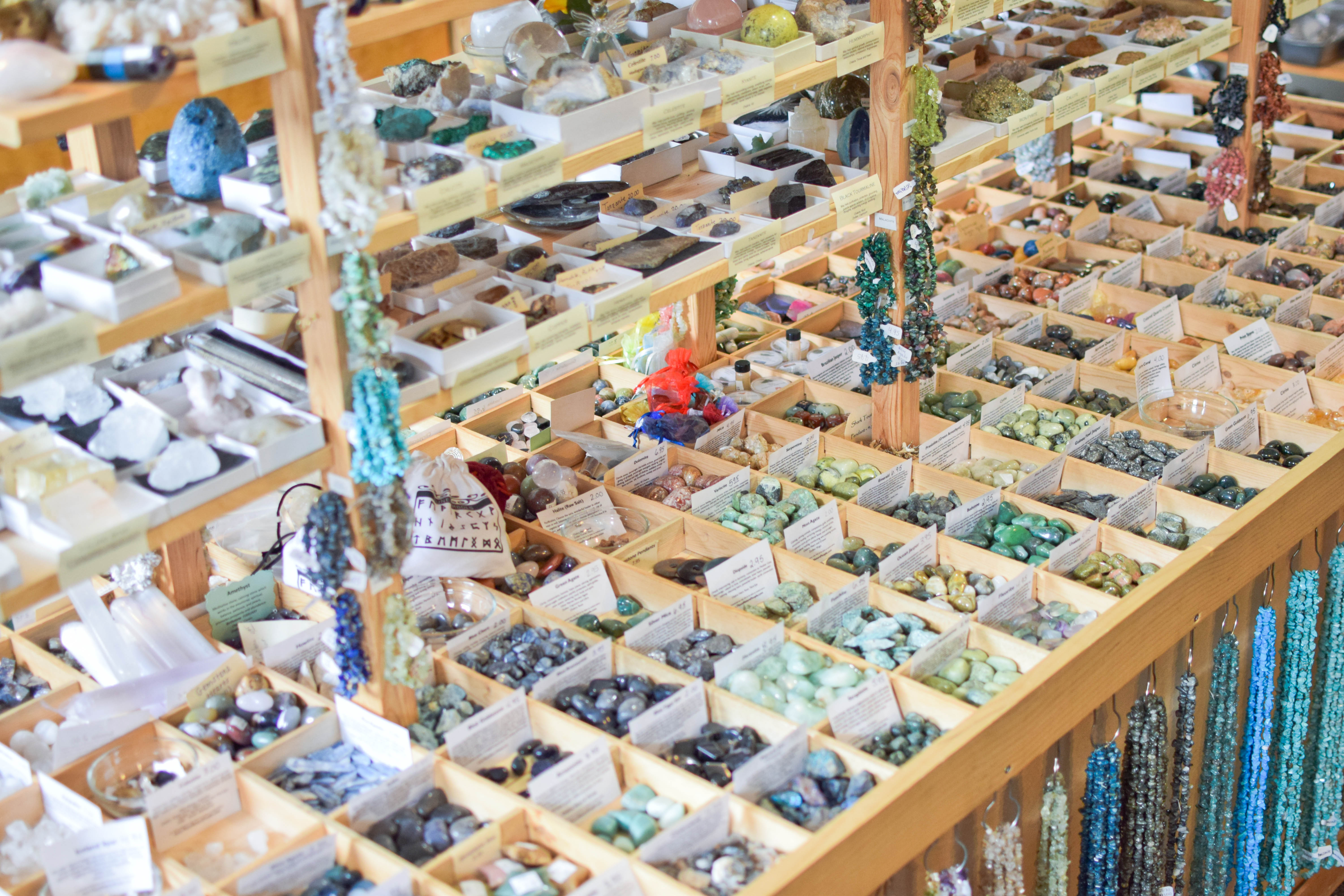 Crystals, Gemstones and Minerals