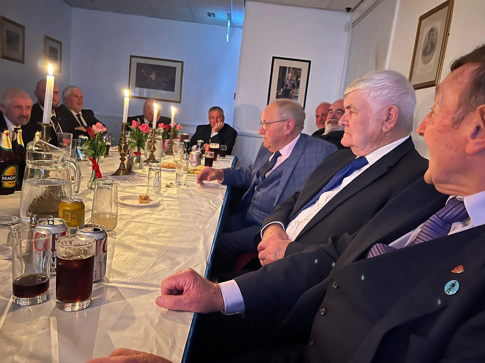 The Master Bro. Colin Ritchie welcomed all to the evening and after having said grace, stated that a bottle of malt Whisky on the table was the gift of the late Bro. Sam Peden HM and offered all a drink from the bottle in memory of Bro. Sam.  A toast was then held in his memory.