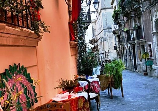 Ortigia-alley