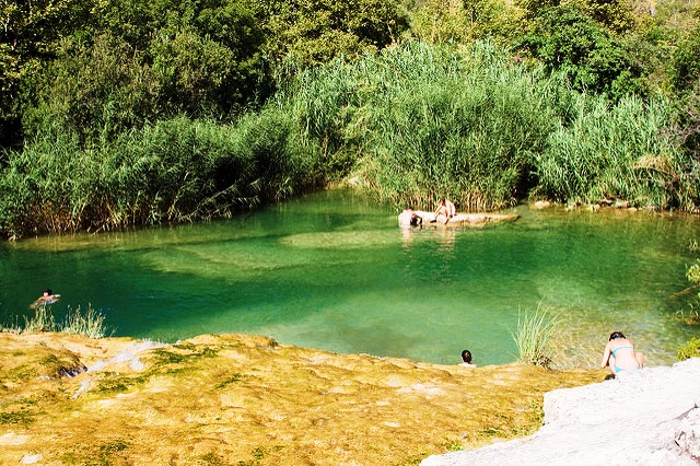 avola-pond-cavagrande