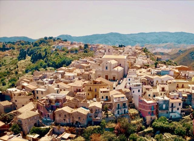 Gesso, Sicily