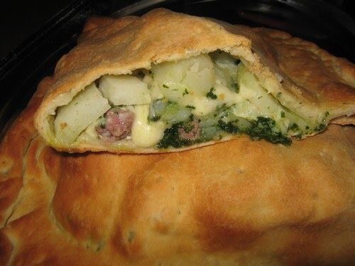 modica-doughbread-stuffed- with-broccoli-and-sausage