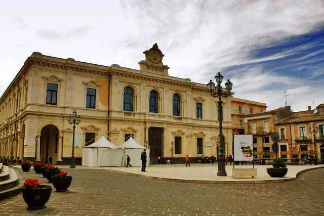 municipalpalace-palazzoloacreide