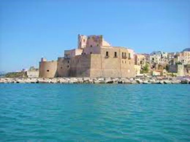 castellammare del golfo castle