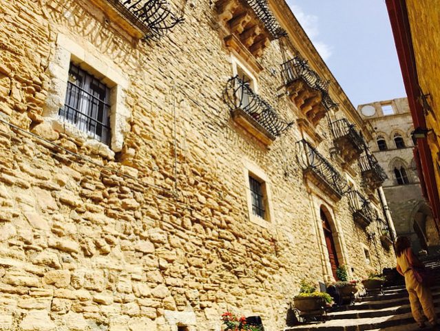Gangi-alley