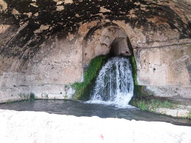 the waters of Ninfeo