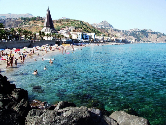 Giardini Naxos beach
