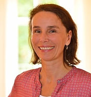 Ulrike Döninghaus, Osteopathie. Heilpraktikerin