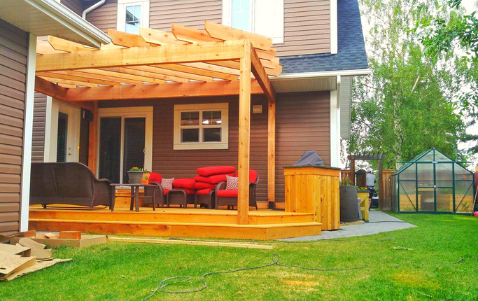 Calgary cedar deck builder with cedar pergola
