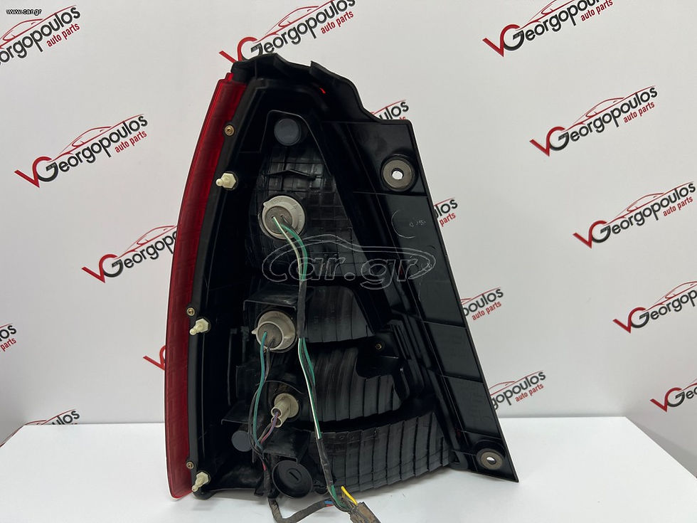 Μικρογραφία: Φανάρι πίσω δεξιά Subaru Forester 02-05