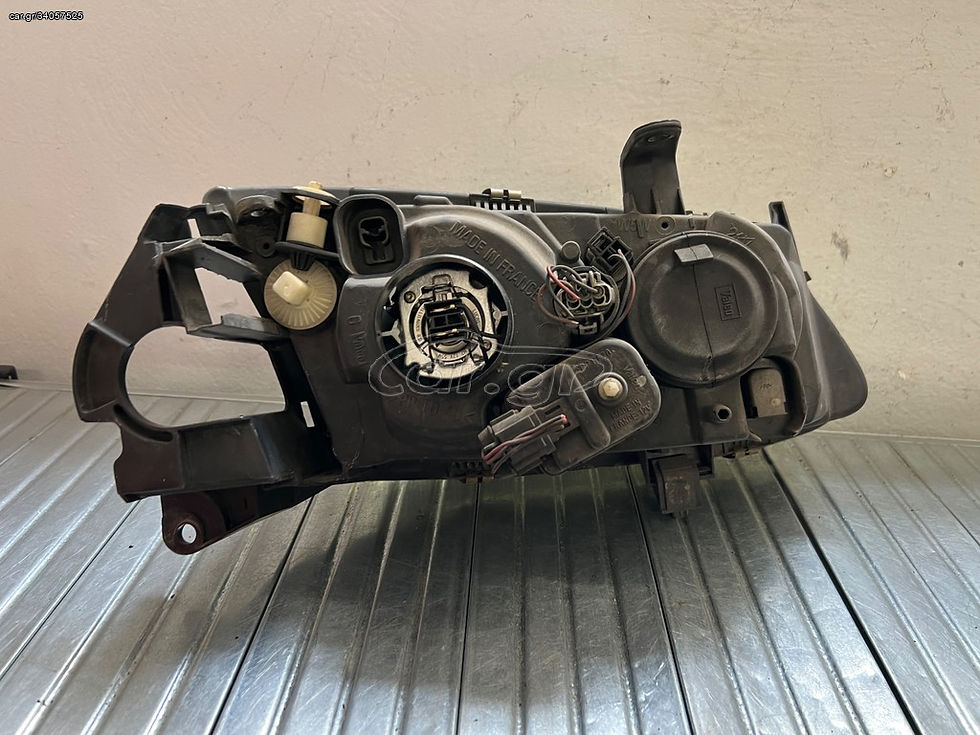 Μικρογραφία: Φανάρι εμπρός αριστερά Nissan Almera N16 00-02 26060BN011