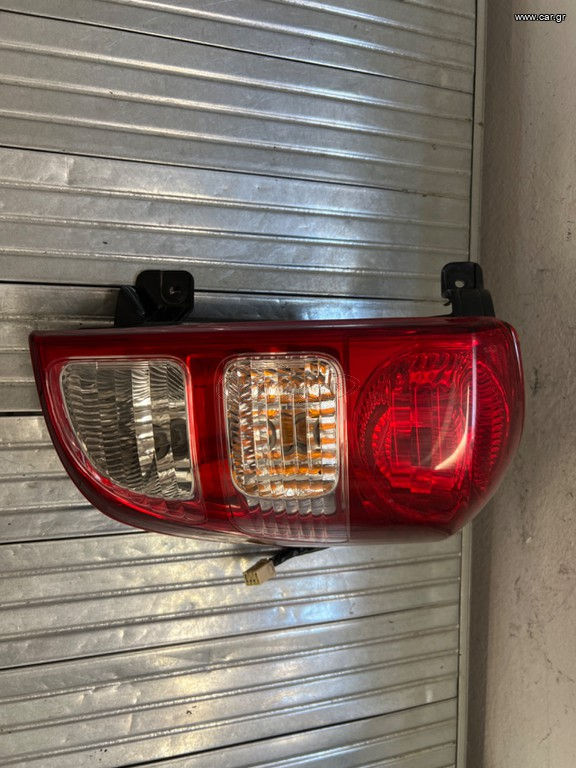 Μικρογραφία: Φανάρι πίσω δεξιά Daihatsu Terios 06-09