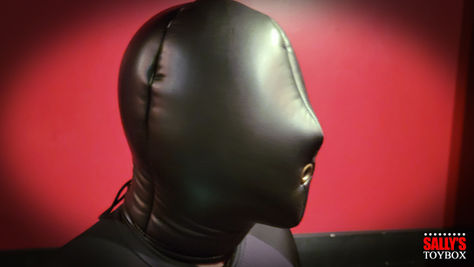 Puffy Bondage Hoods! An amazing experience.
