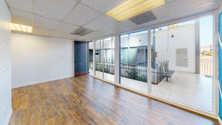 3065 Rosecrans Suite 203 - Entry.jpg