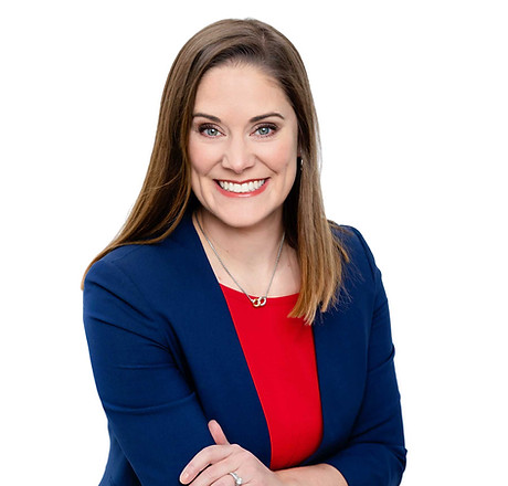 Laura-Headshot-JPG.jpg