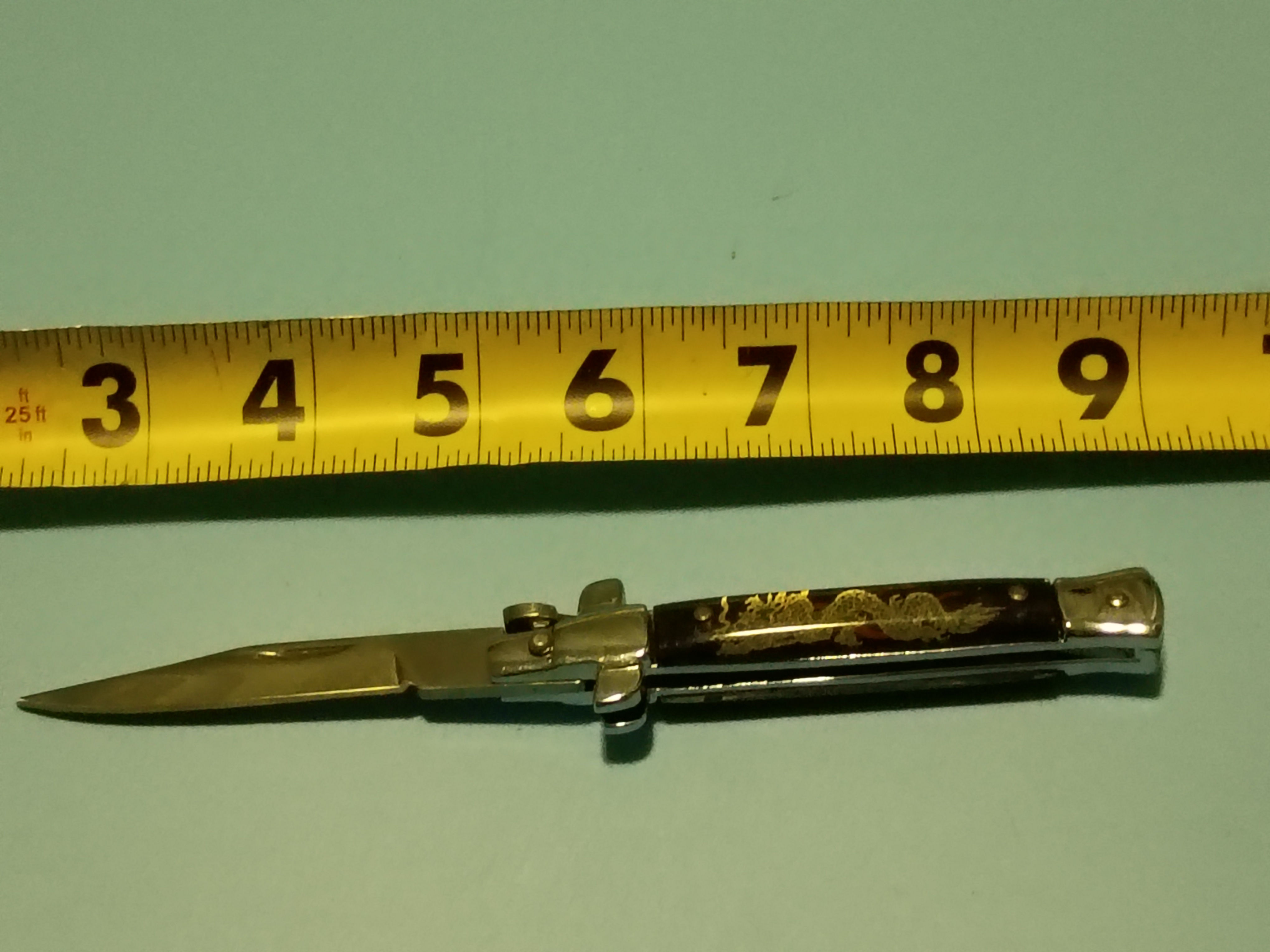 6.5" Folding pocket knife - dragon on handle - New in box - made in China