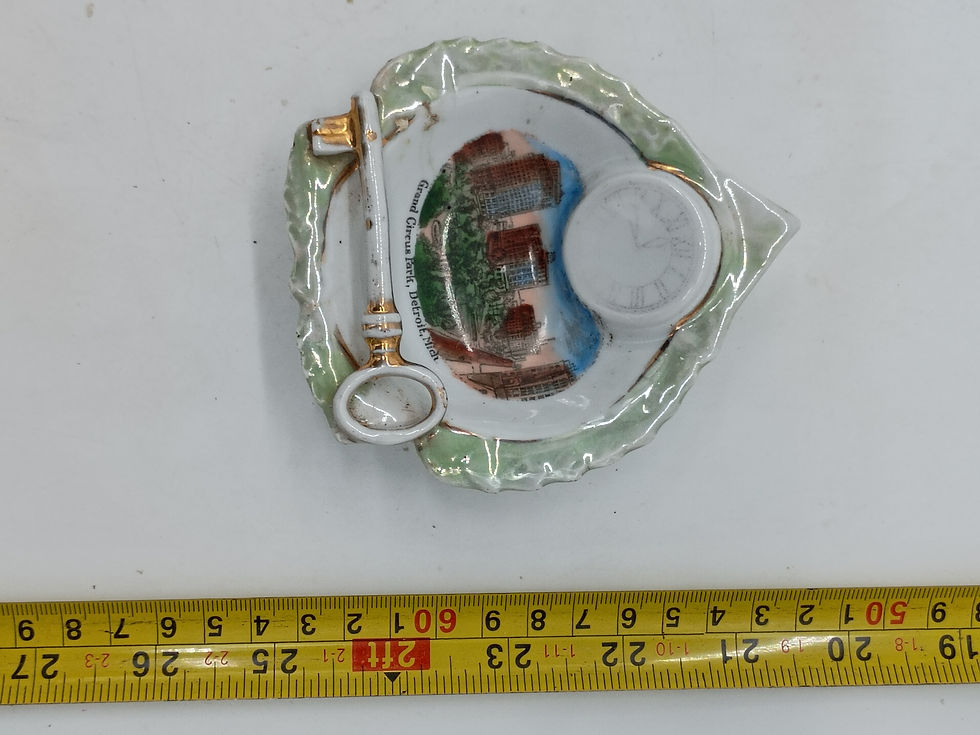 Thumbnail: 4.5"  Vintage ceramic or porcelain souvenir trinket dish - Grand Circus Park 