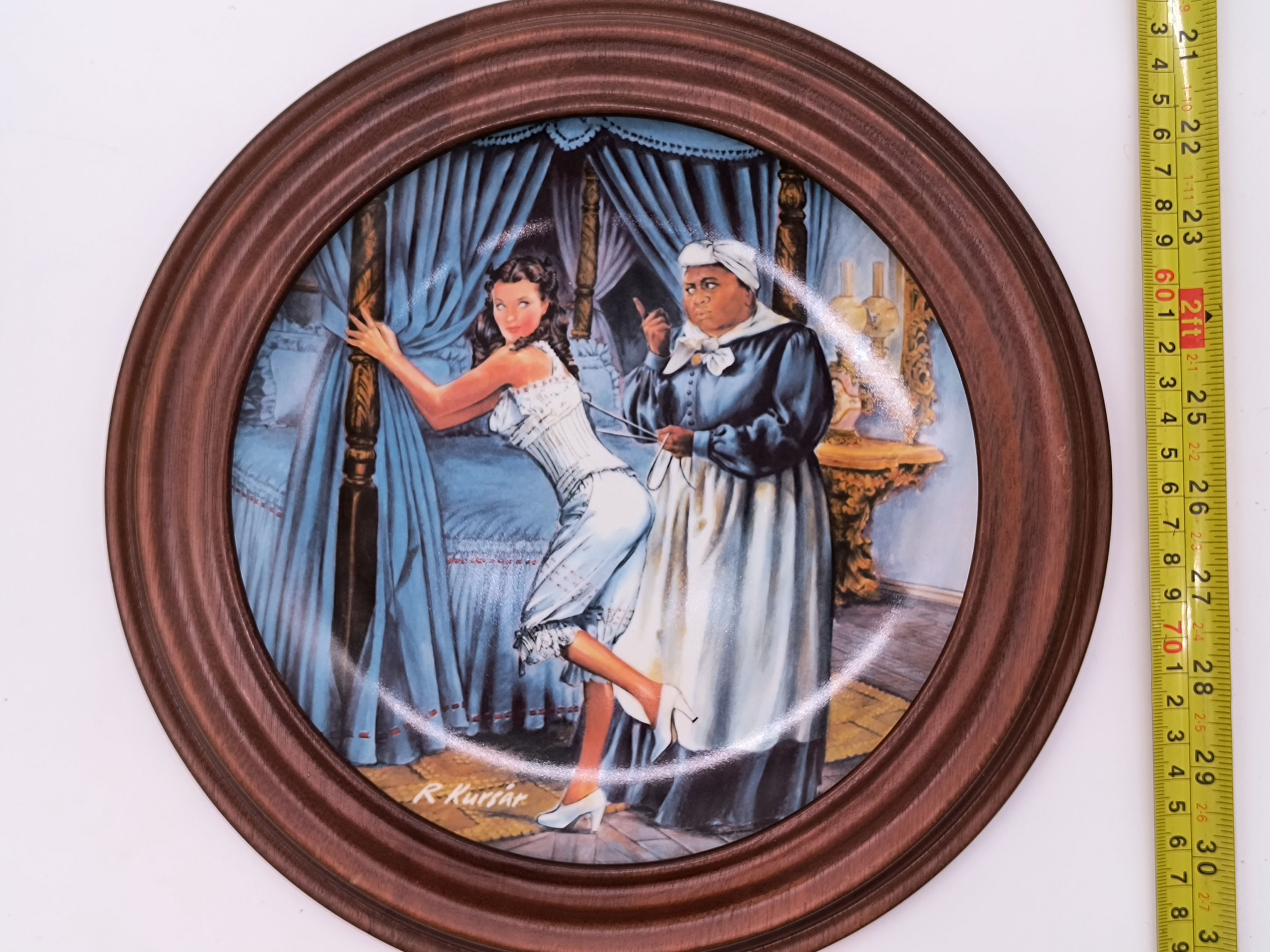 8" Plate - "Mammy Lacing Scarlett" - 5th issue in Gone With the Wind series
