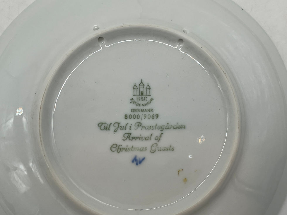 Thumbnail: 7" Plate - JULE AFTER 1969  - "Arrival of Christmas Guests" Denmark