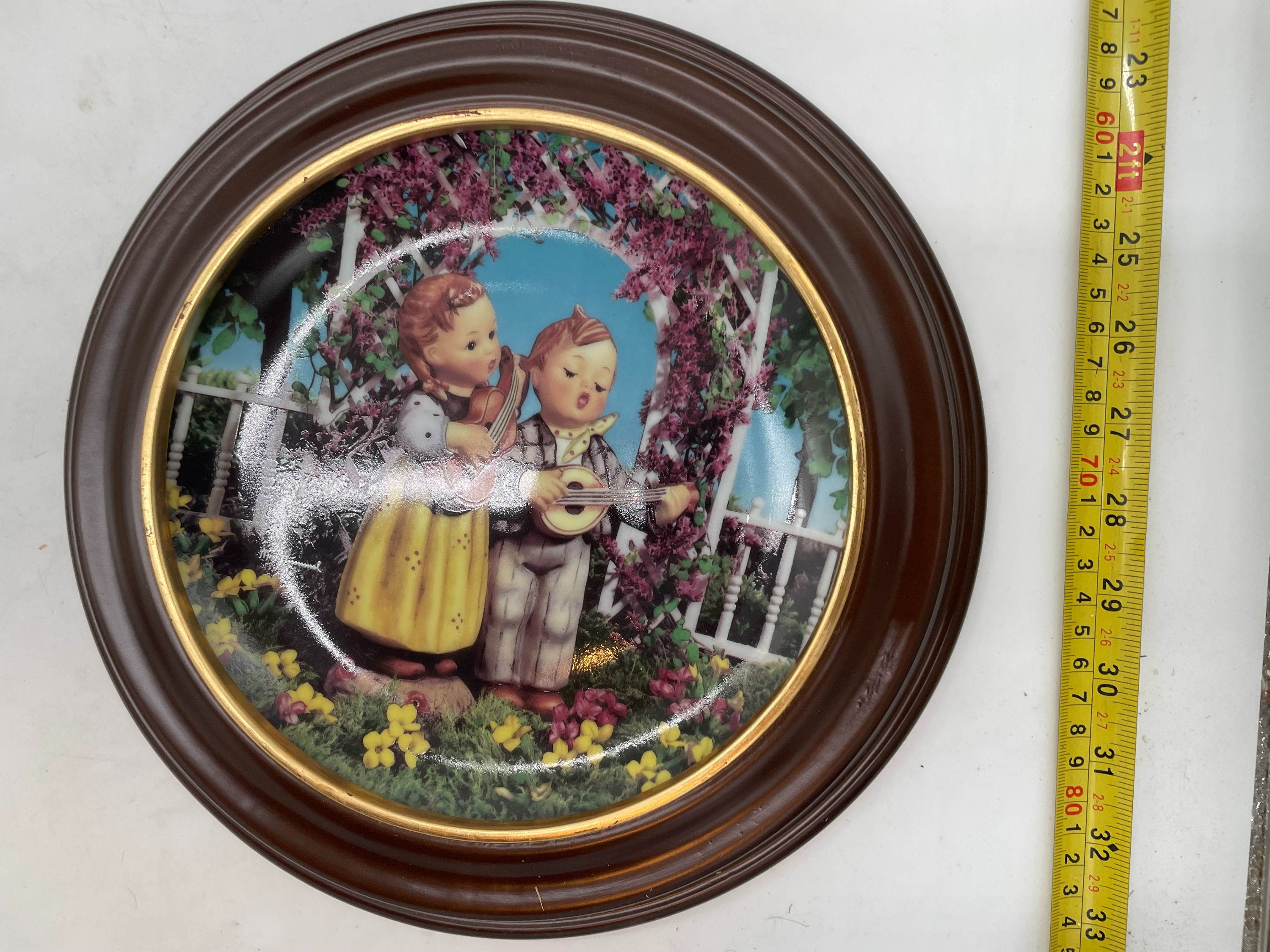 8" Plate - 10" total in frame, "Little Musicians" - Little Companions collection