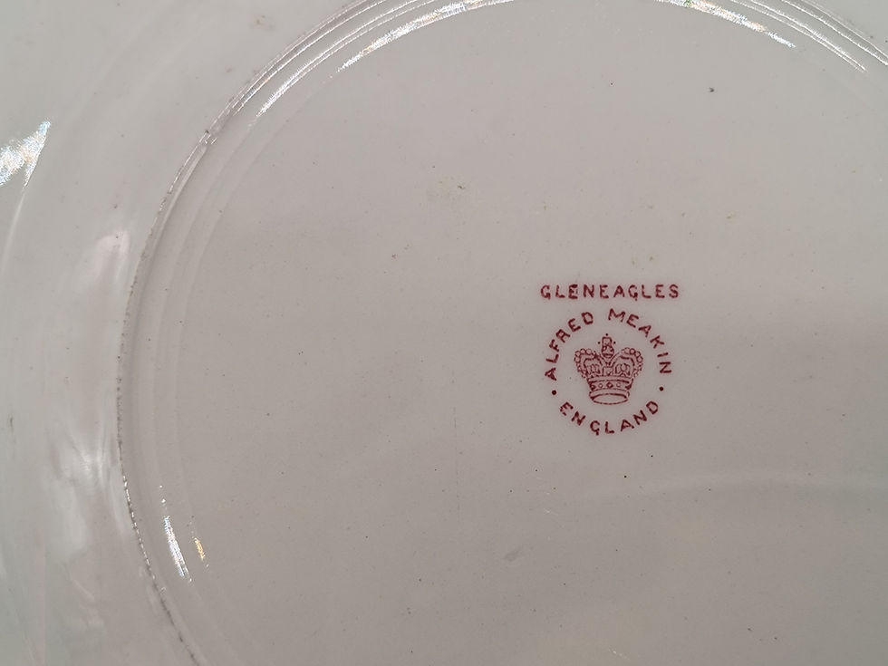 Thumbnail: 10" Vintage plate- GlenEagles - Alfred Meakin-  made in England