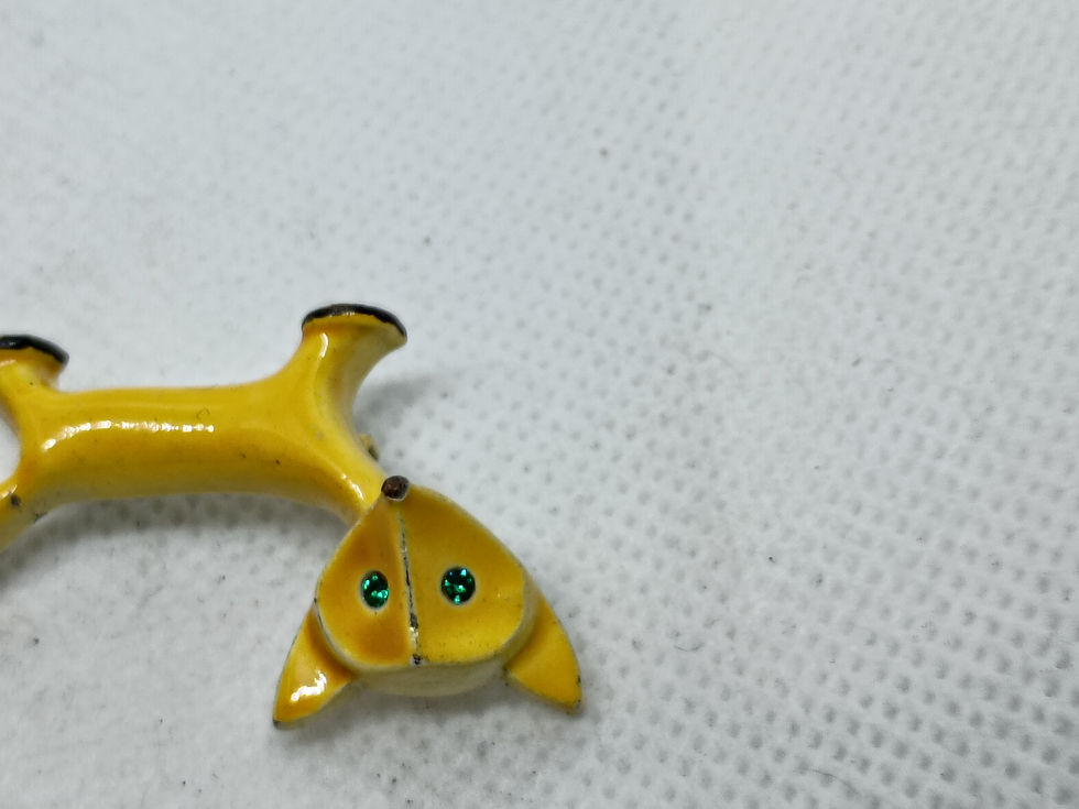 Thumbnail: 2" yellow enamel novelty kitten brooch features green rhinestone eyes