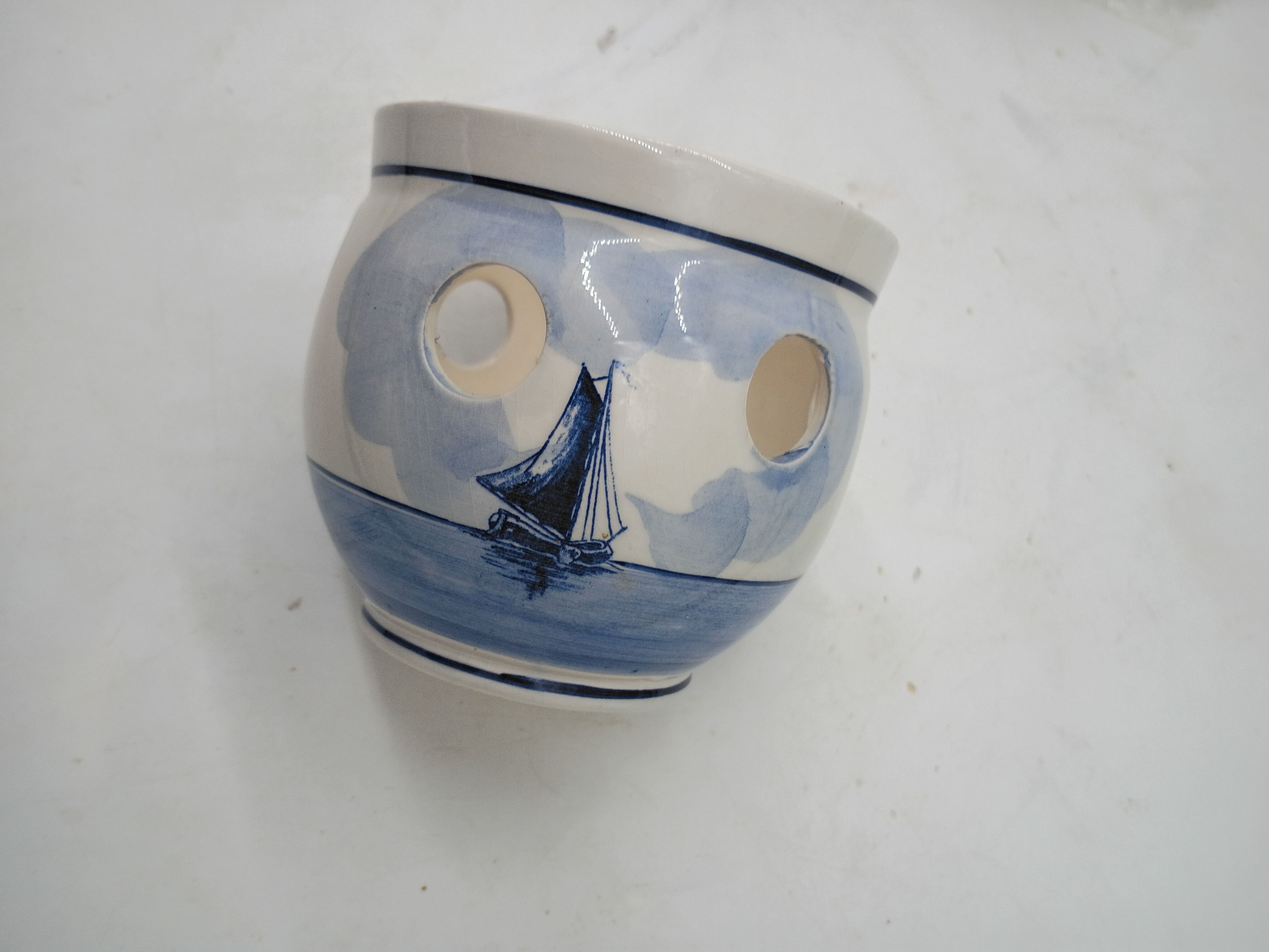 6" Vintage Delft Blue hand-painted ceramic crocus pot- made in Holland