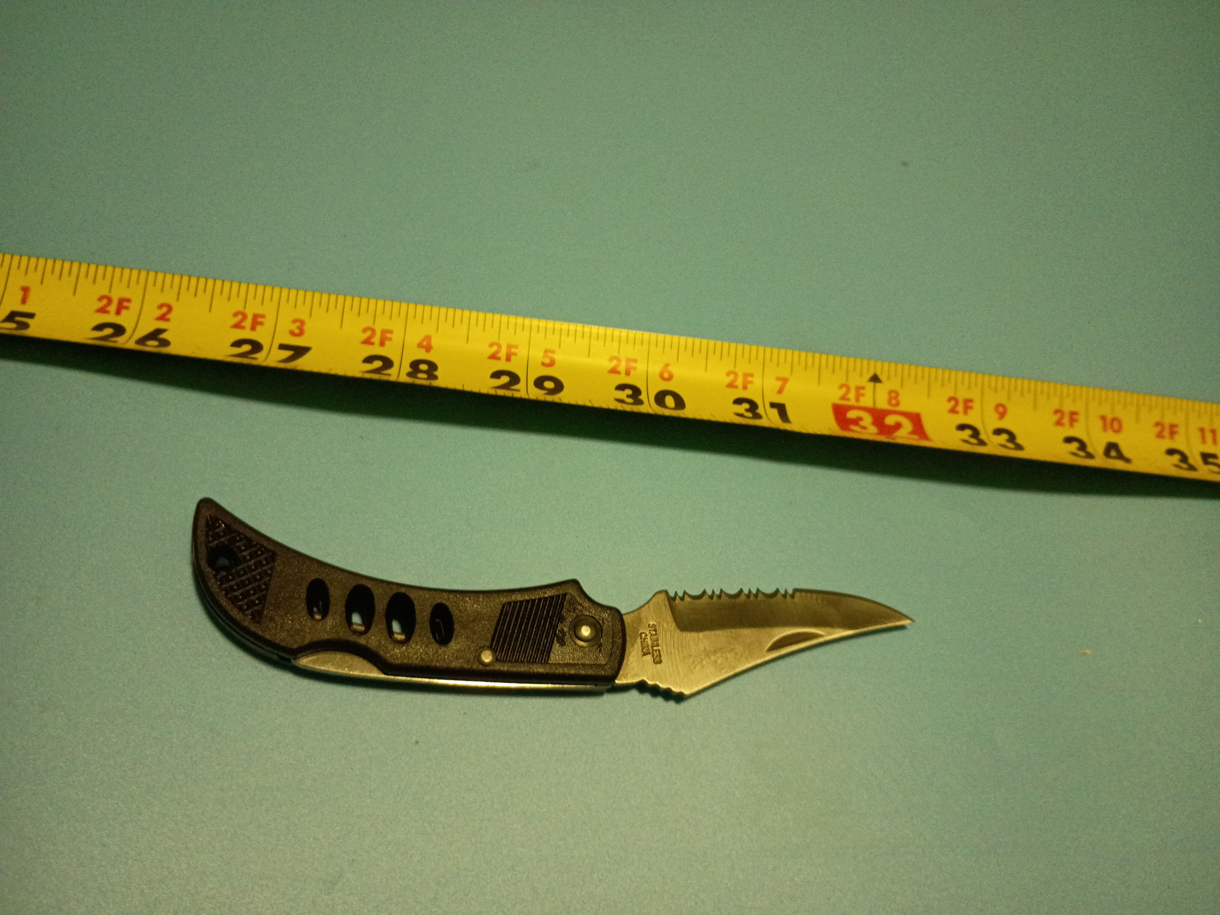 Approx. 5.5" open-Folding knife - stainless steel blade - black ABS handle