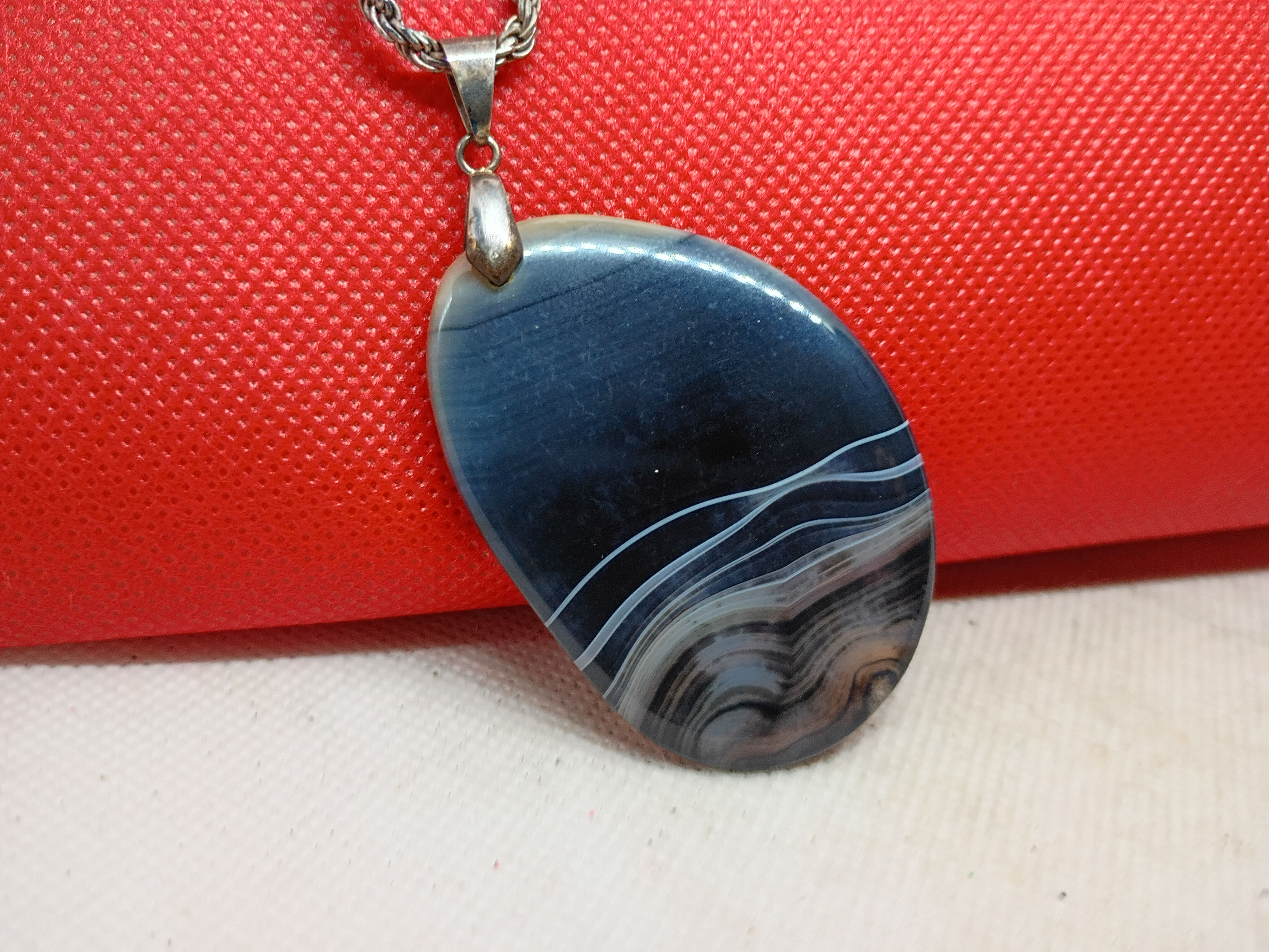 Approx 24" Necklace-925 necklace w/ a polished banded agate teardrop pendant