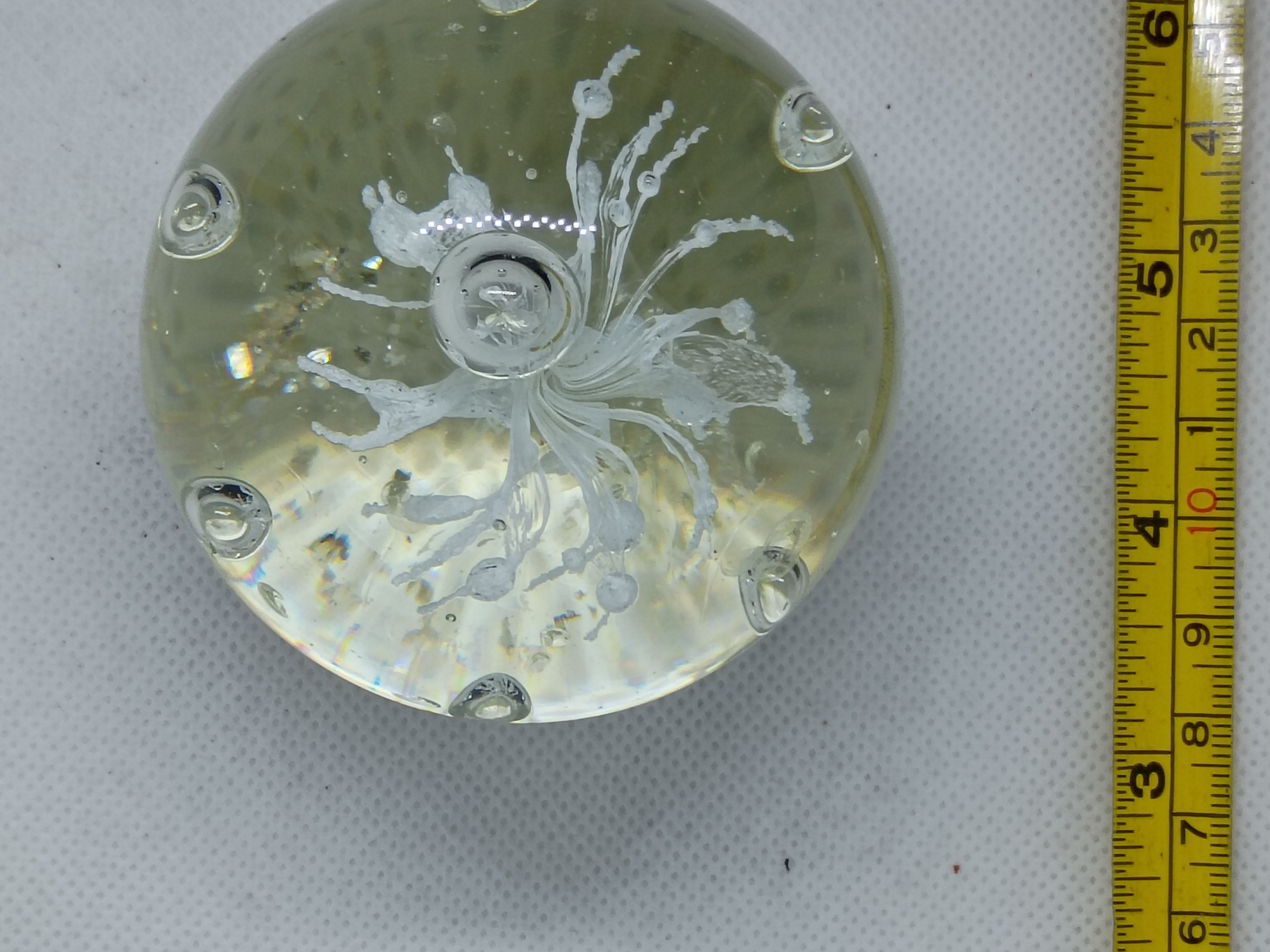 Approx. 3.5" vintage Gentile Glass double-headed eagle art glass paperweight