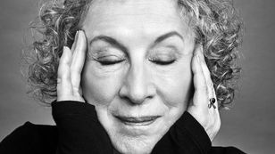 Poema: Luna Nueva - Margaret Atwood