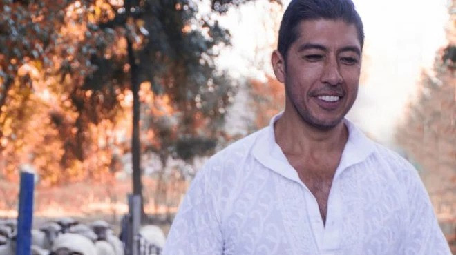 Oscar Sarhan, actor, escritor, comunicador, bailarín, viajero y....más!