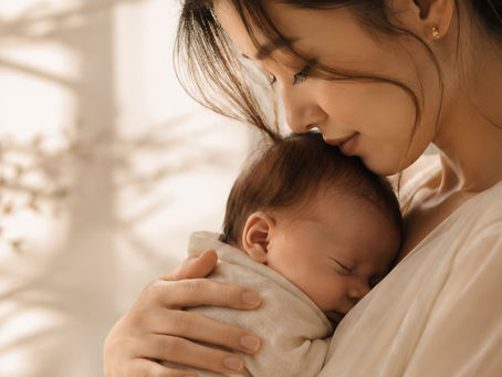 Postpartum Hair Loss Explained: The Science Behind Roots² Hair Recovery Supplement