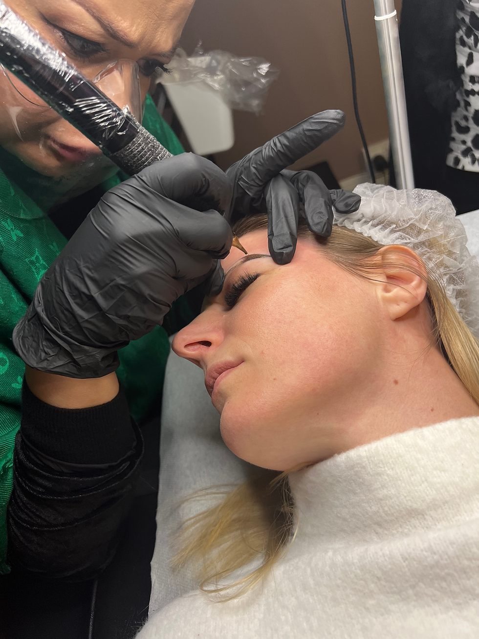 Initiale "Microblading Sourcils cover" / 1200 € - Date à confimer