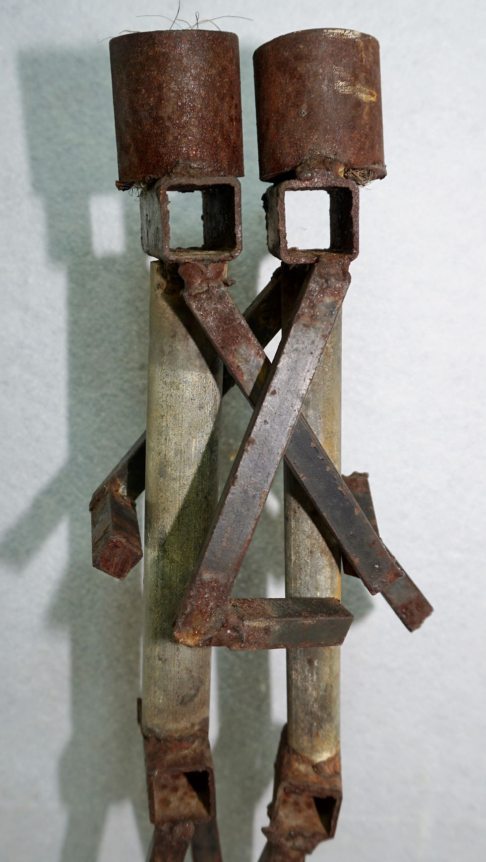 Thumbnail: Folk Art Dancers Sculpture