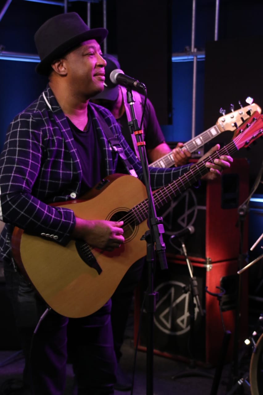 Marquinhos Gomes Lanca Videoclipe Quarto Secreto balada country brasil