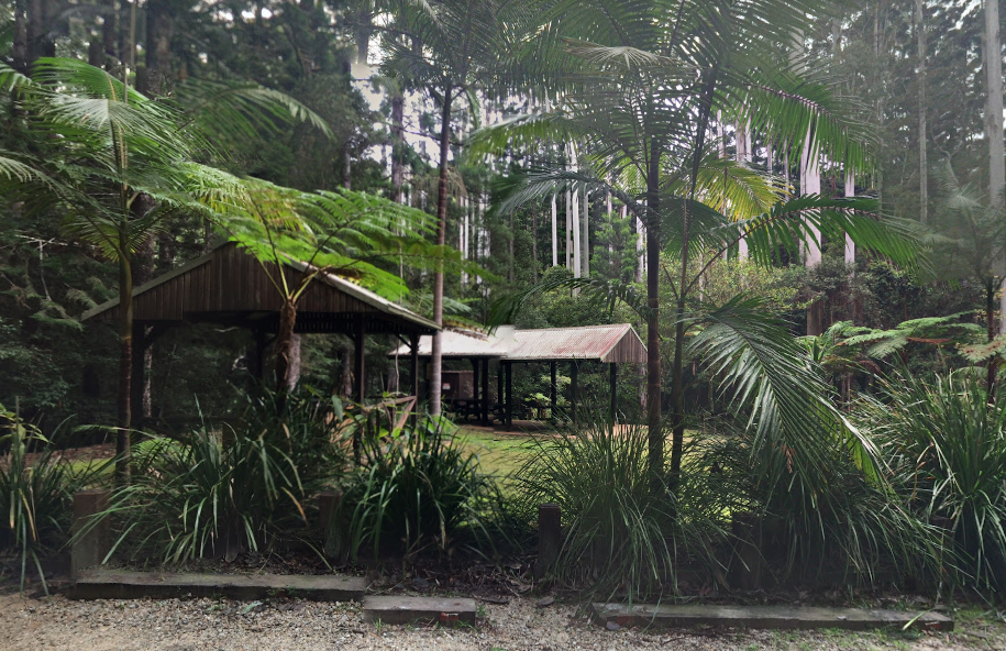 Nice covered BBQ's and rest area in Yarriabini NP