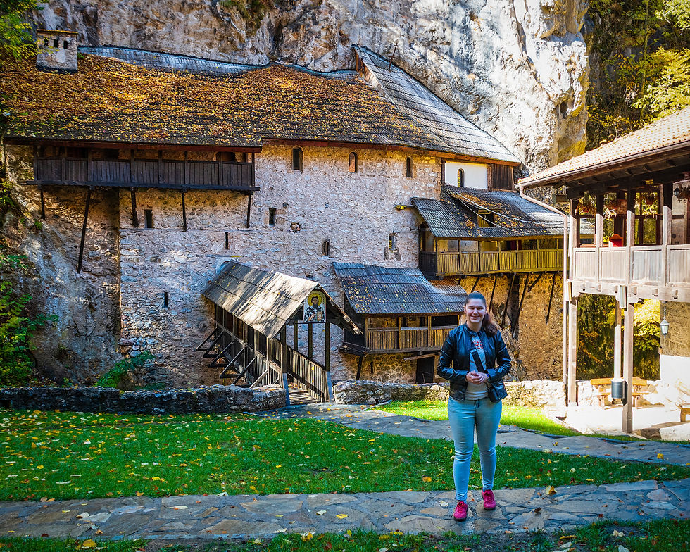 Jovana Jović - Manastir Crna Reka