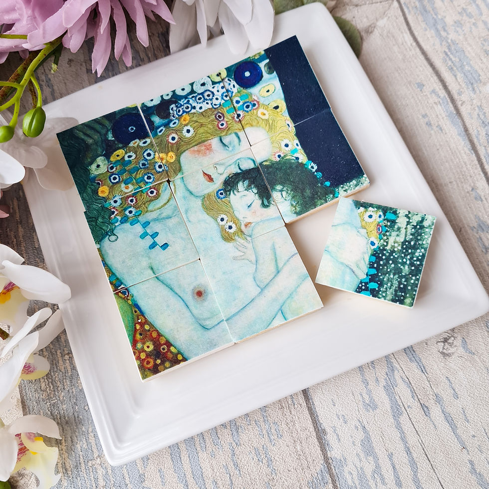 Thumbnail: Klimt Mother And Child Biscuits Gift Set